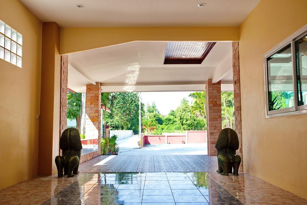 Sea Breeze Guest House Petchaburi Esterno foto