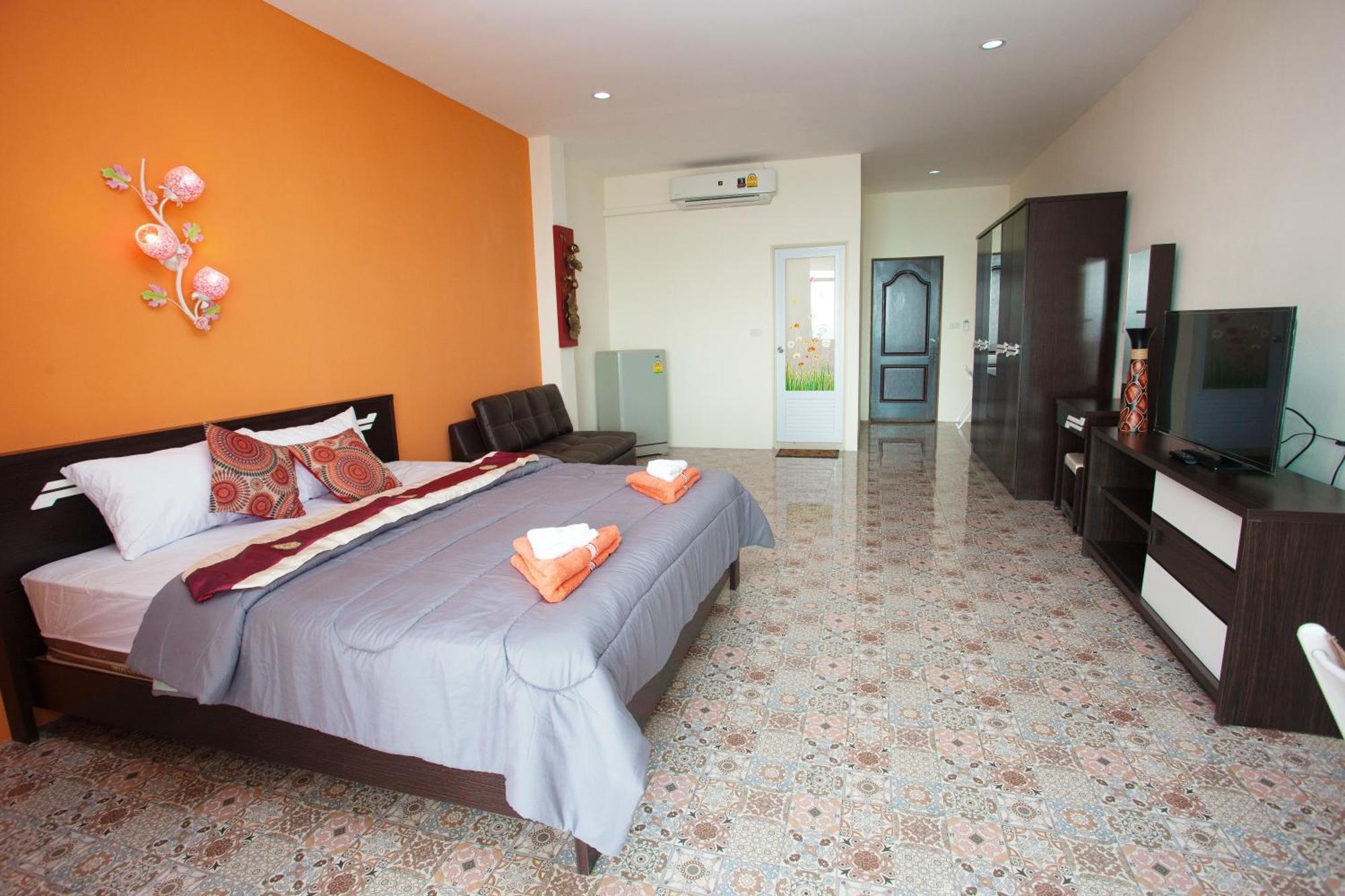Sea Breeze Guest House Petchaburi Esterno foto