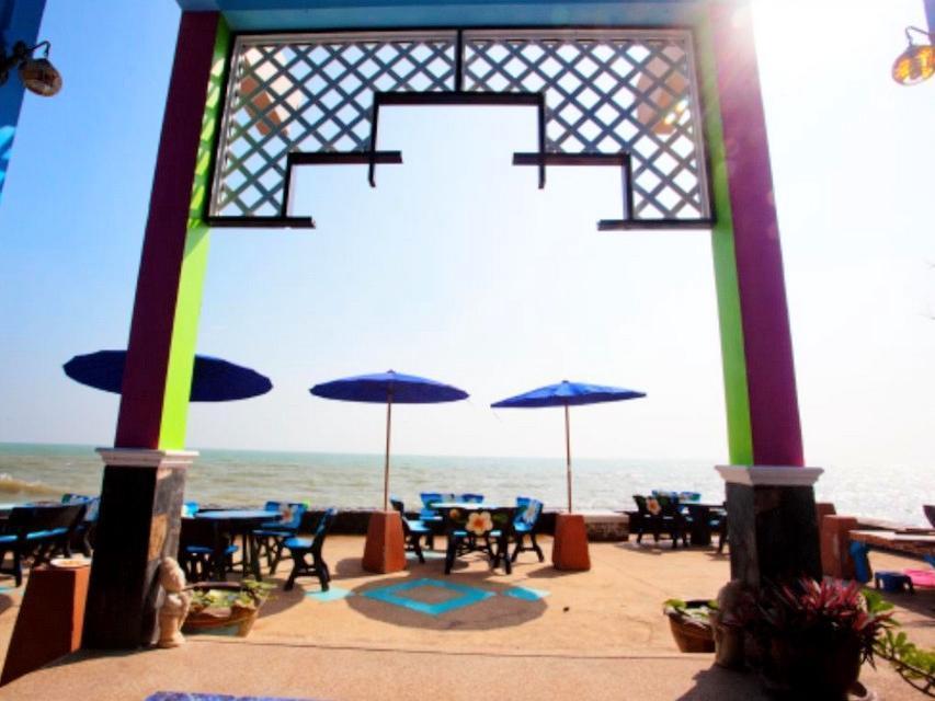 Sea Breeze Guest House Petchaburi Esterno foto